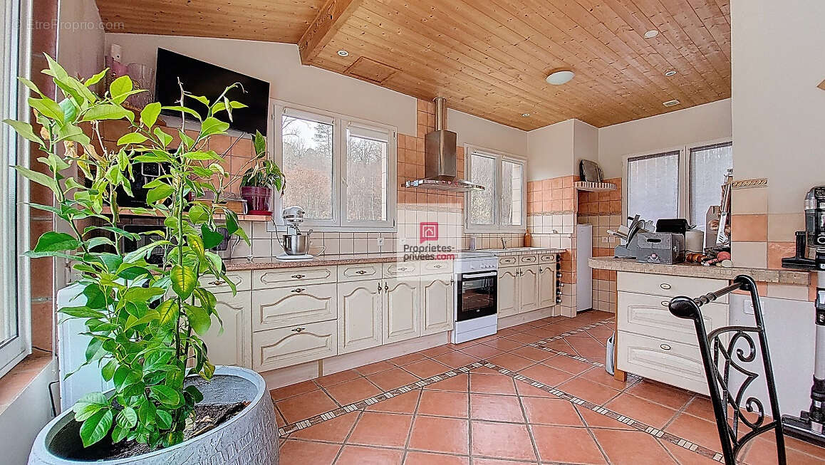 Maison à LA DOUZE