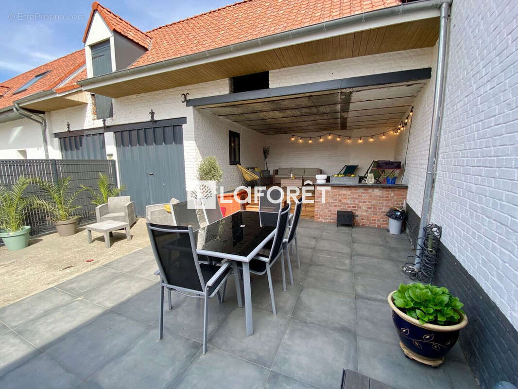 Maison à BOURGHELLES