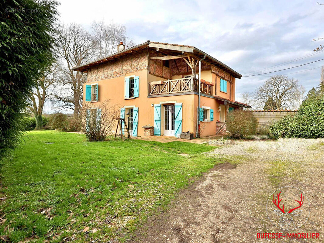 Maison à CHATILLON-SUR-CHALARONNE