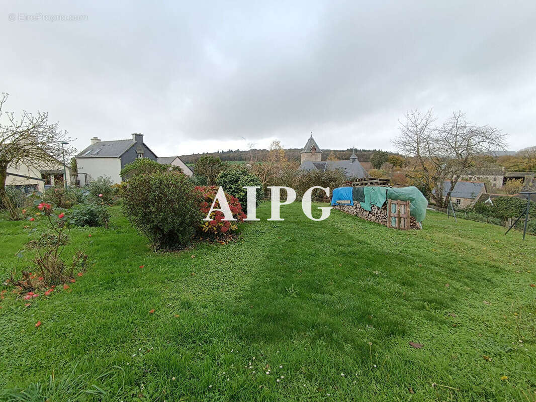 Maison à MUR-DE-BRETAGNE