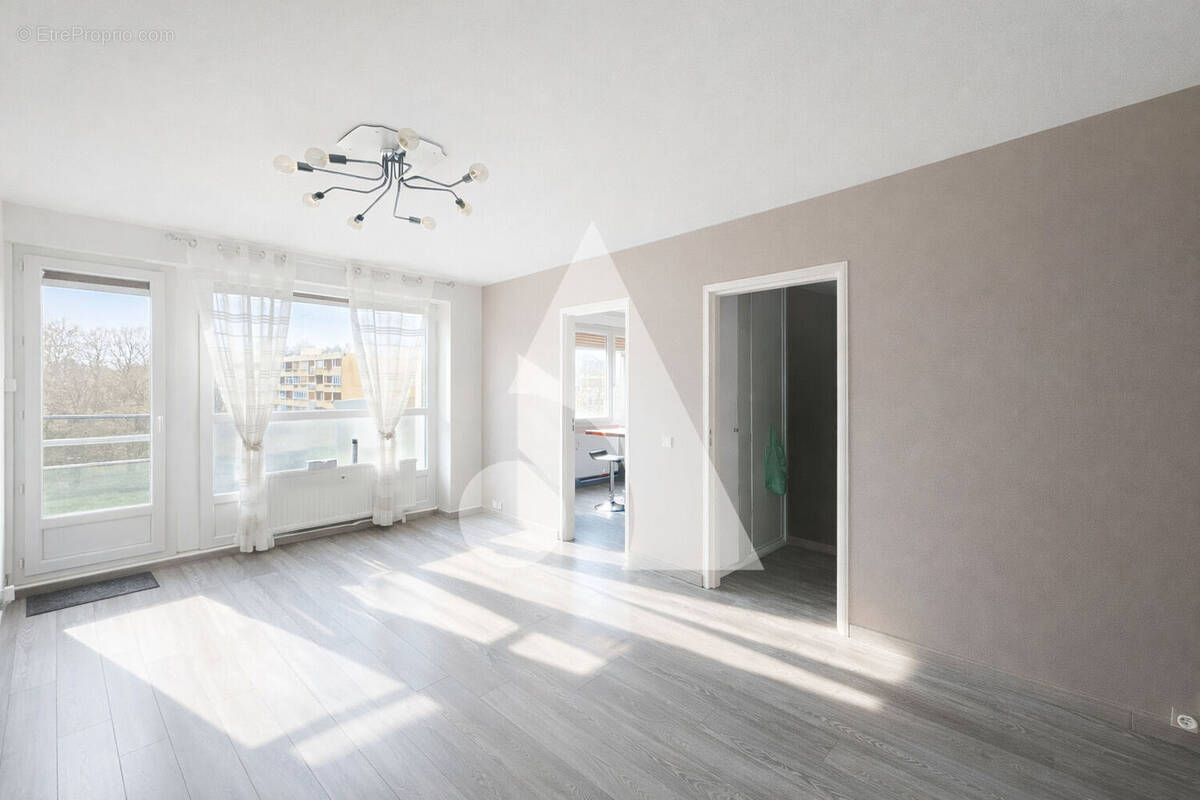 Appartement à MARLY