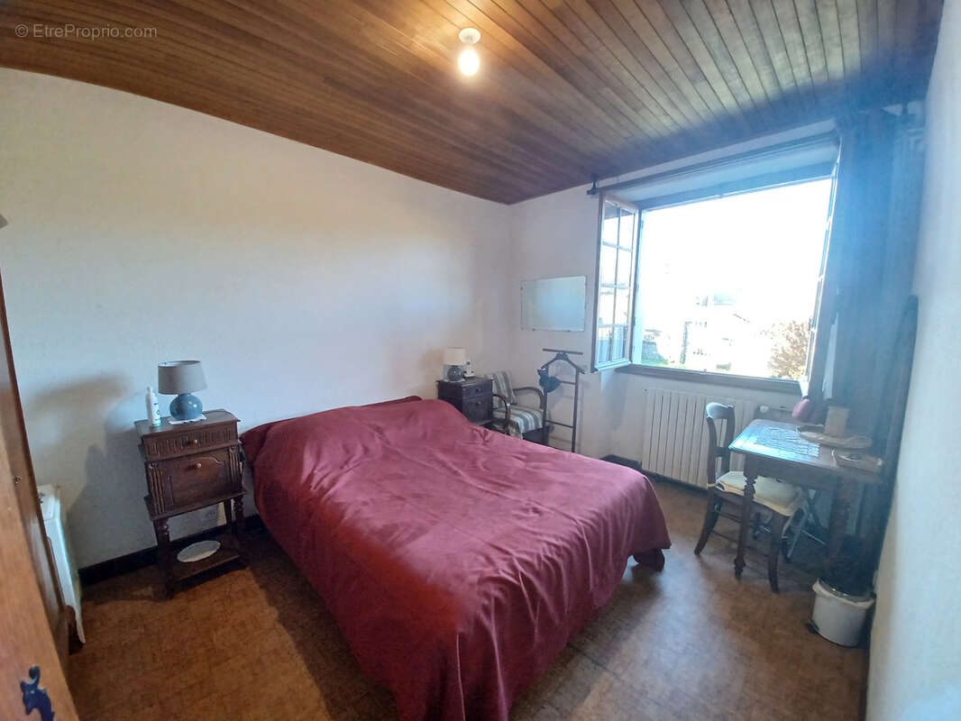 Maison à PLEAUX