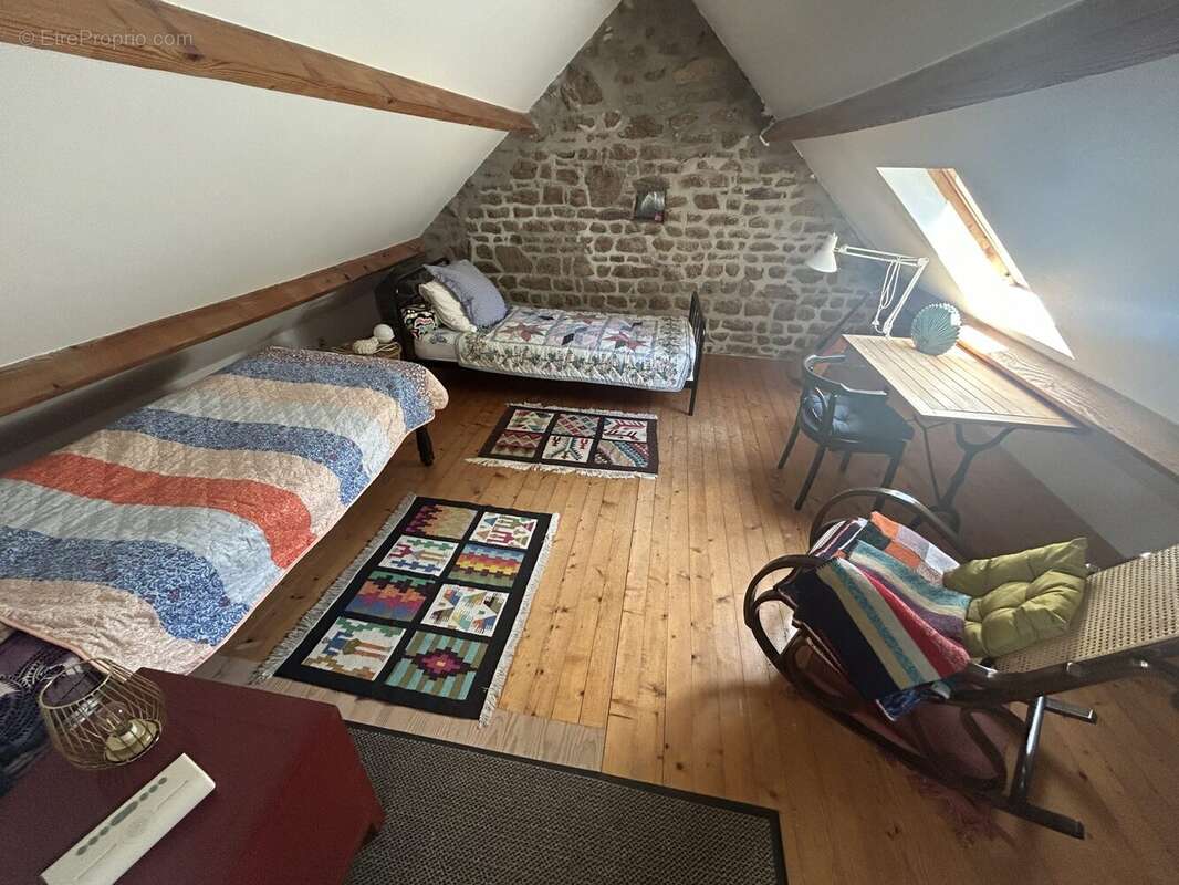 Maison 83 m² à Pont-D'ouilly  - photo 9