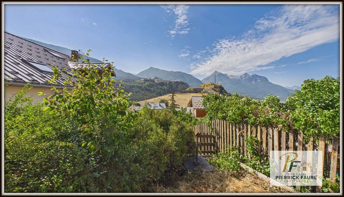 T4 rénové avec jardin, dépendance et vue panoramique – Briançon - photo 15