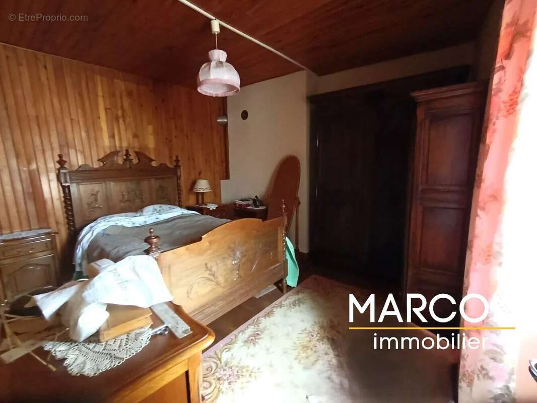 Maison à LE DONZEIL