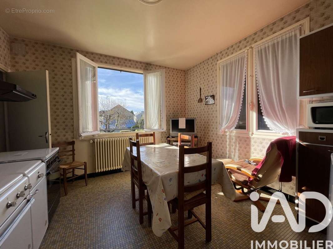 Photo 8 - Maison à NEUVIC-ENTIER