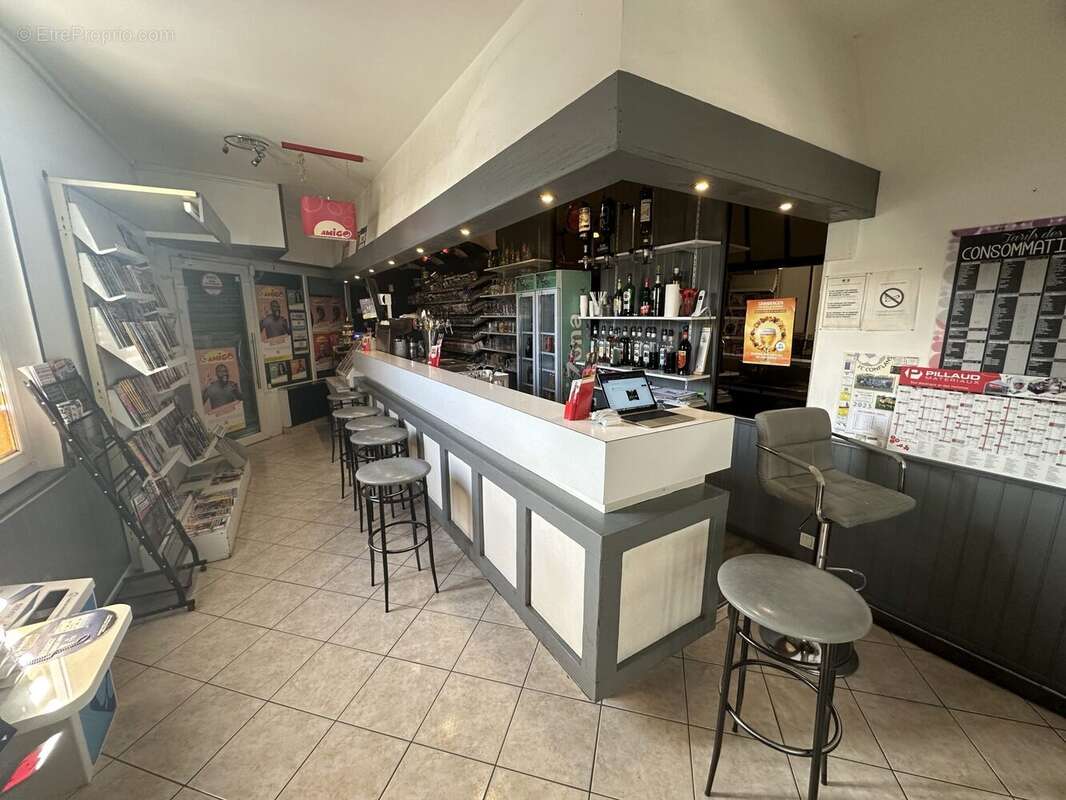 Autre à CONFLANS-SUR-SEINE