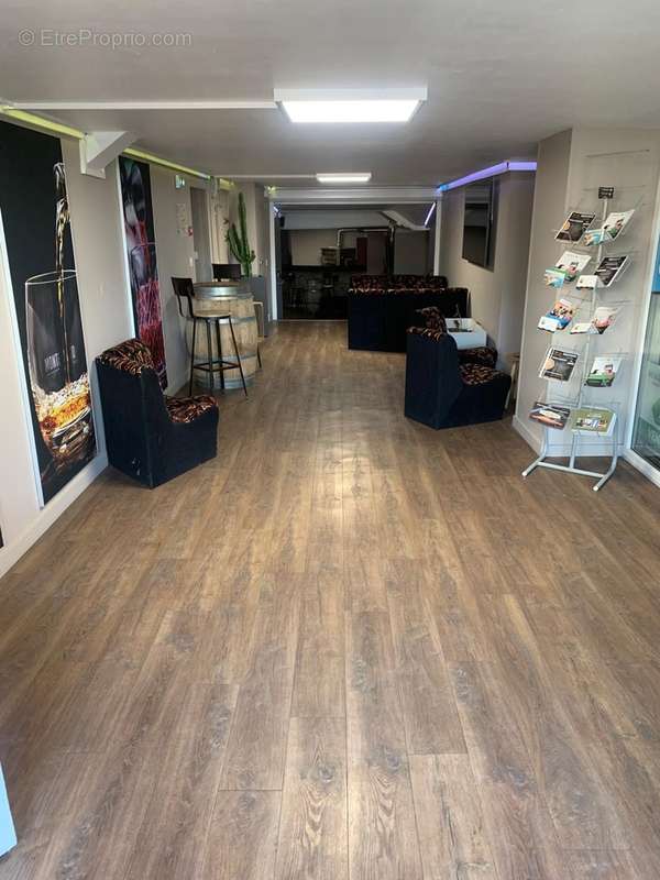 Commerce à SAINT-GILLES-CROIX-DE-VIE