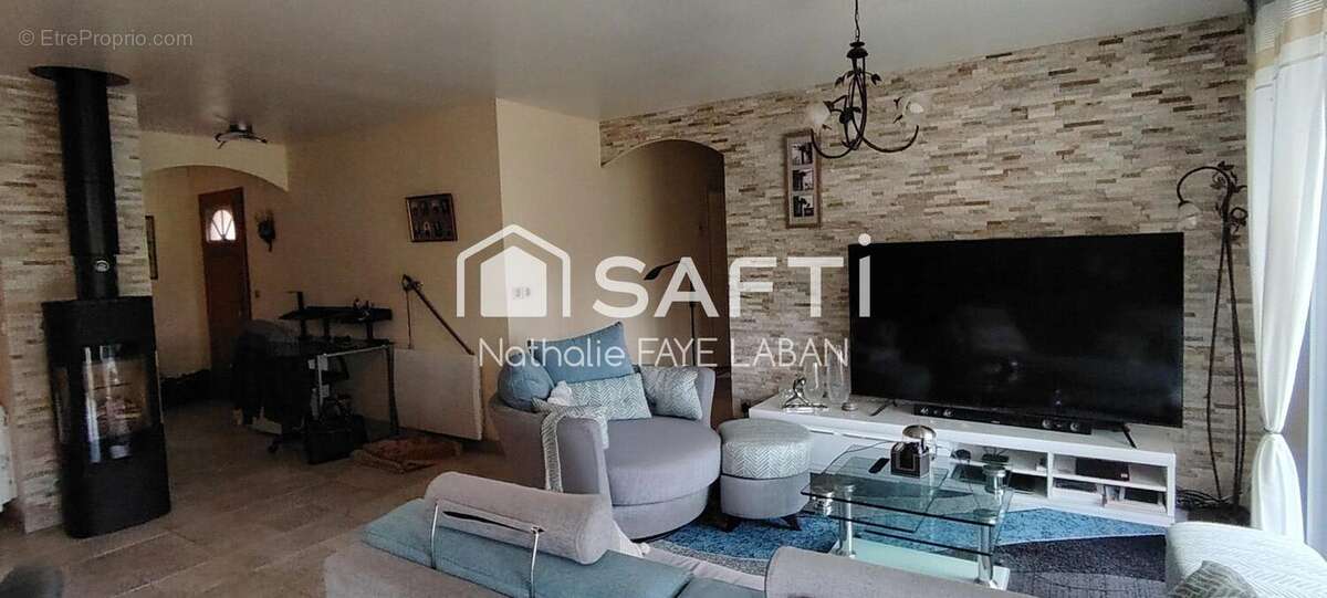 Photo 5 - Maison à YZEURES-SUR-CREUSE