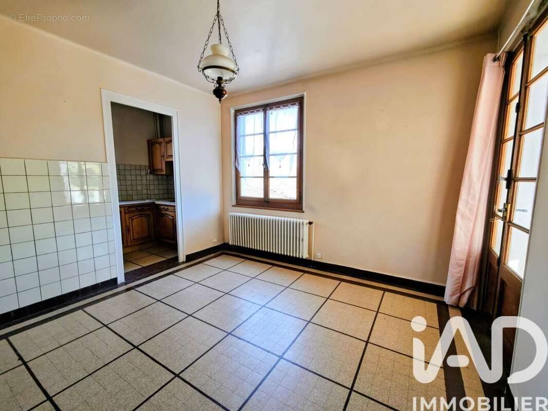 Appartement 97 m² à Vougy  - photo 2