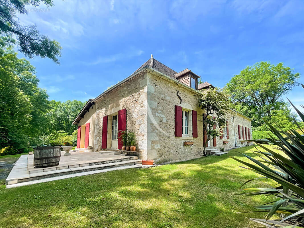 Charmante maison périgourdine avec dépendance, proche de Villeréal - photo 5