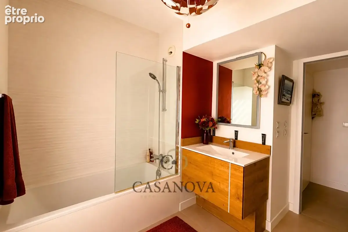 Castelanau-le-Lez / Montpellier. T3 d'exception de 80m² en étage élevé avec terrasse de 40m² et vue sur parc. - photo 13