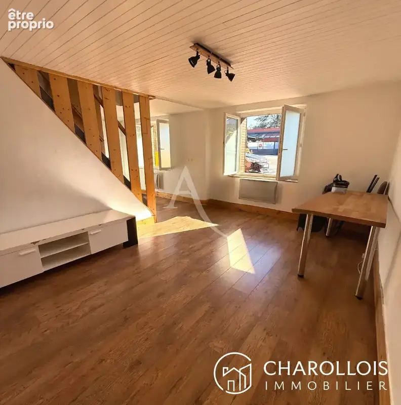 Appartement rénové T2 50m² - Charnay Lés Mâcon - photo 1
