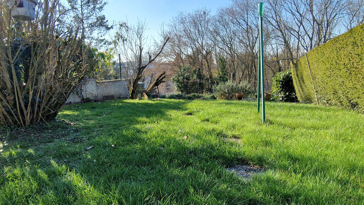 Maison à MARLY-LA-VILLE