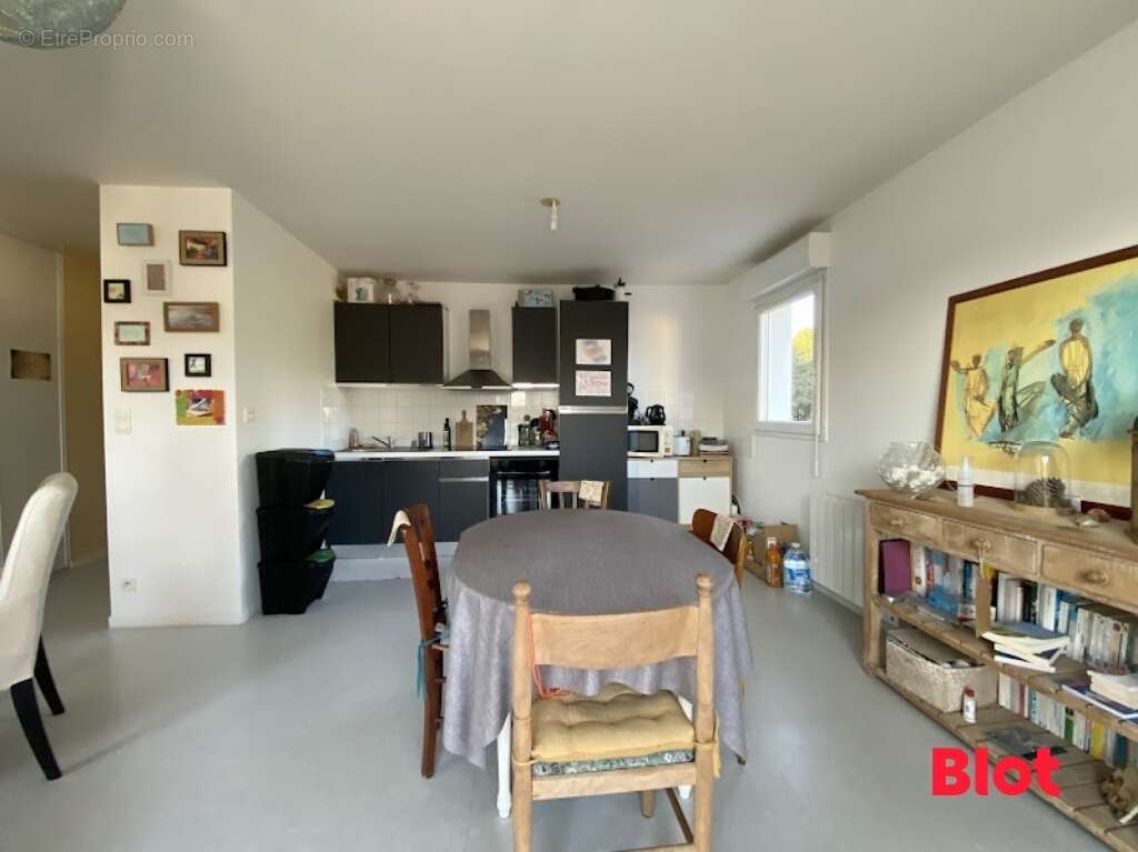 Appartement à JANZE