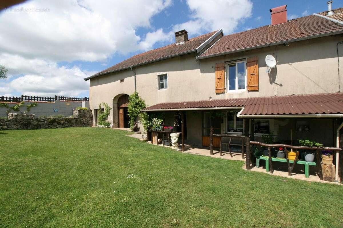 Photo 2 - Maison à CLAIRVAUX-LES-LACS