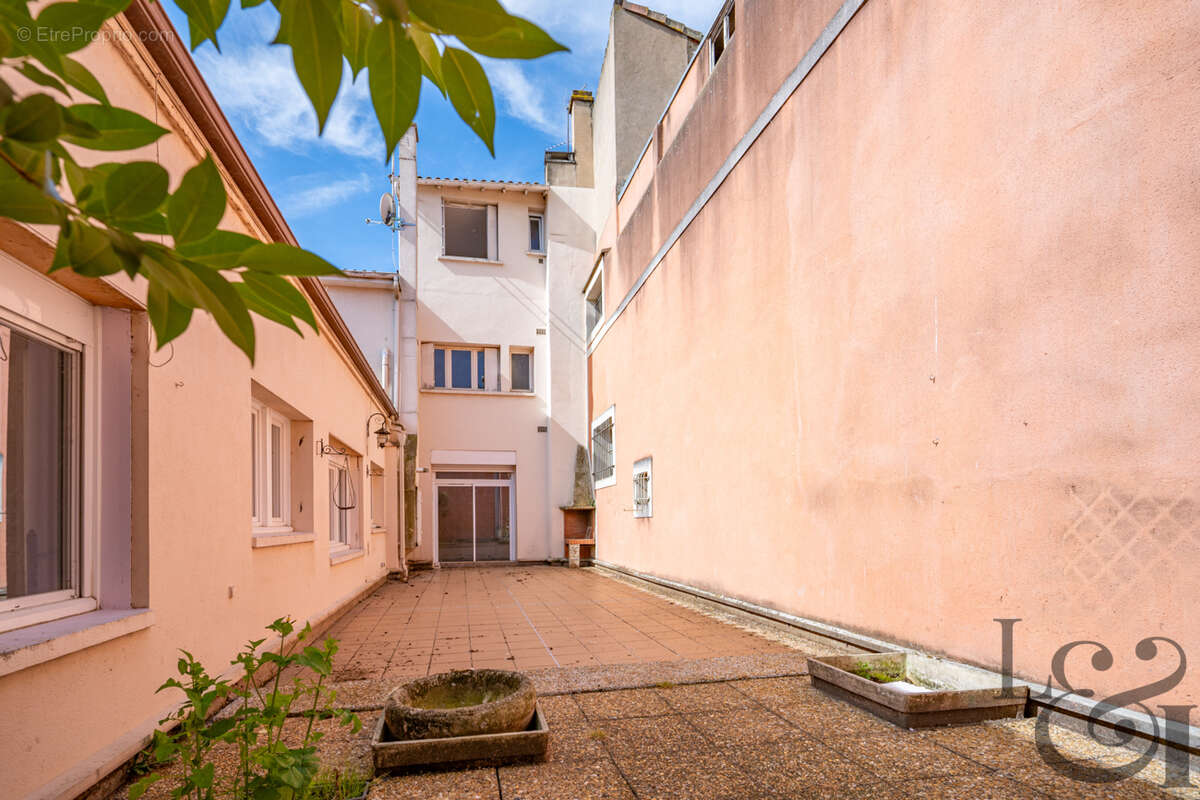 Appartement à VILLENEUVE-SUR-LOT