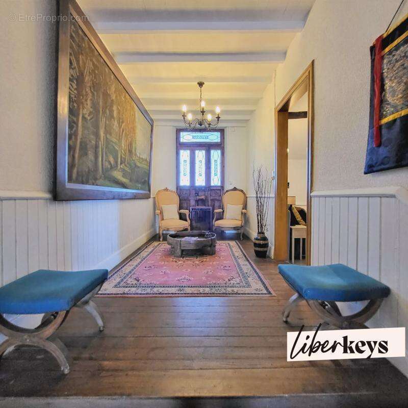 Maison à LISLE-SUR-TARN