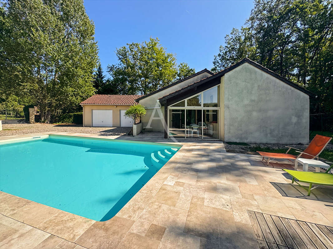 Maison à DURAVEL