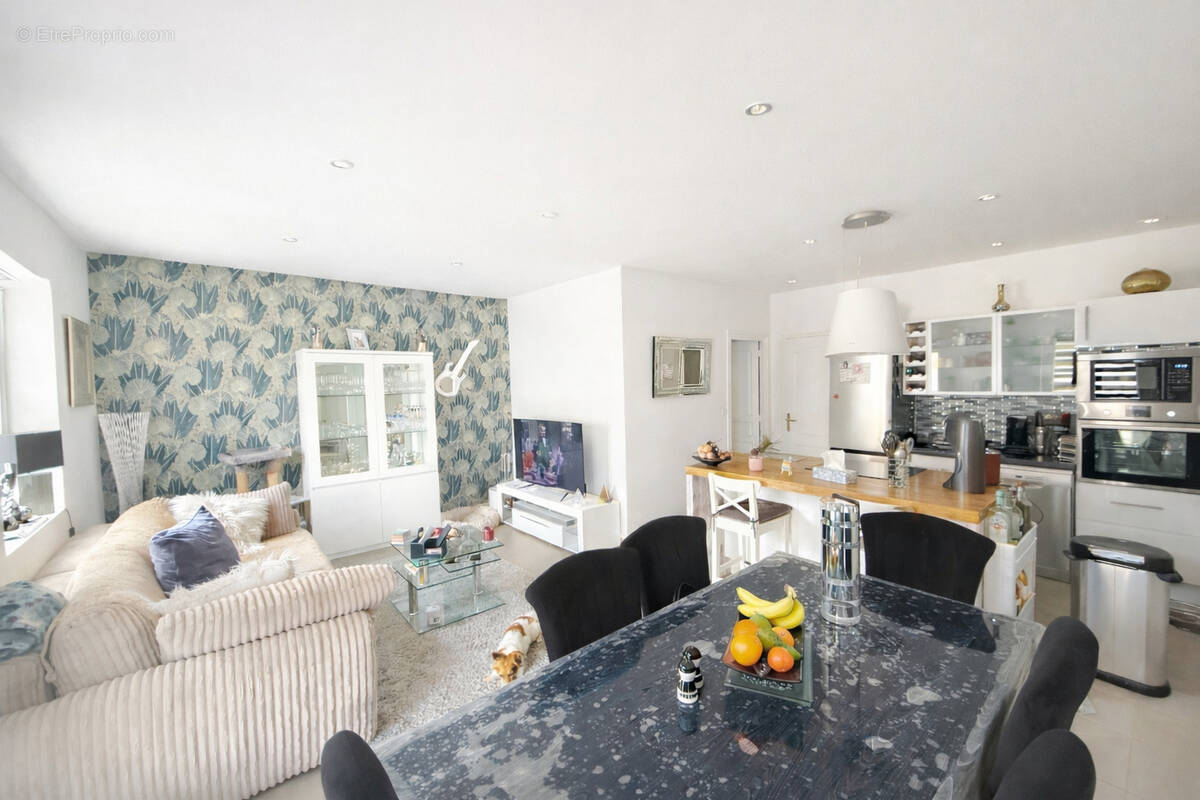 Appartement à GONFARON