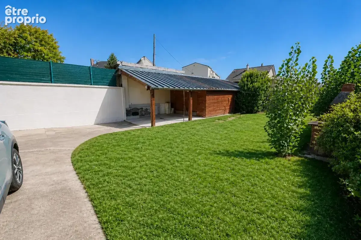 Maison de 4 pièces de 76,5 m² à La Chapelle-Saint-Ursin - photo 7