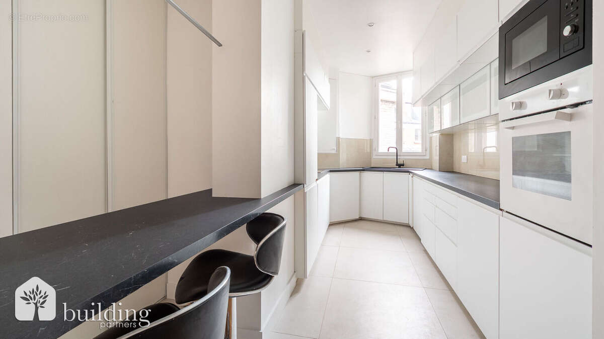 Porte Maillot Paris 17ème - Appartement 5 pièces 110,19 m² avec 2 balcons - photo 8