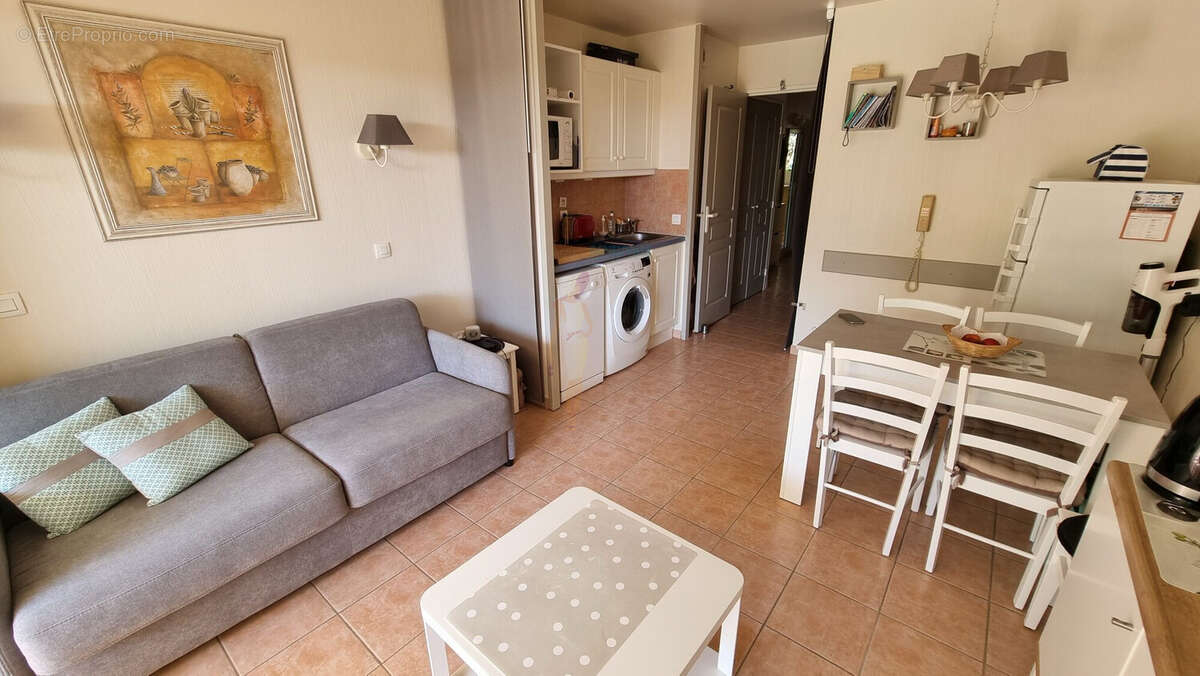 Appartement à LES ISSAMBRES