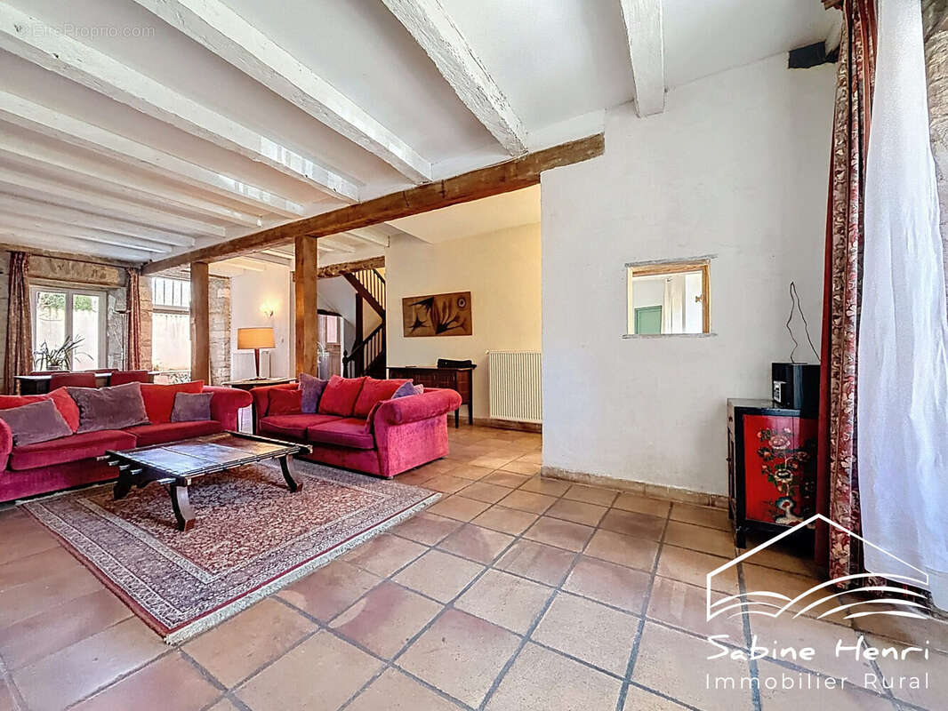 Maison à MONESTIES