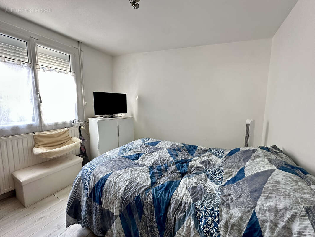 Maison à SAINT-ETIENNE-DU-BOIS