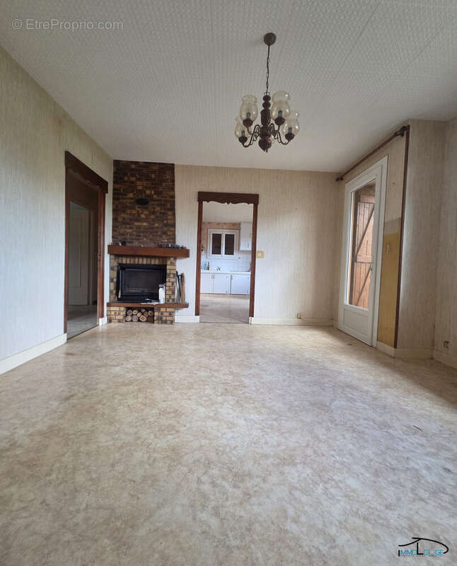 Maison à VILLEFRANCHE-DE-ROUERGUE