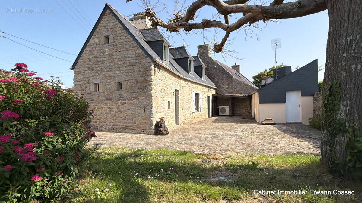 Maison à GUILVINEC