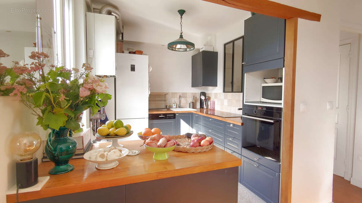 Appartement à ASNIERES-SUR-SEINE