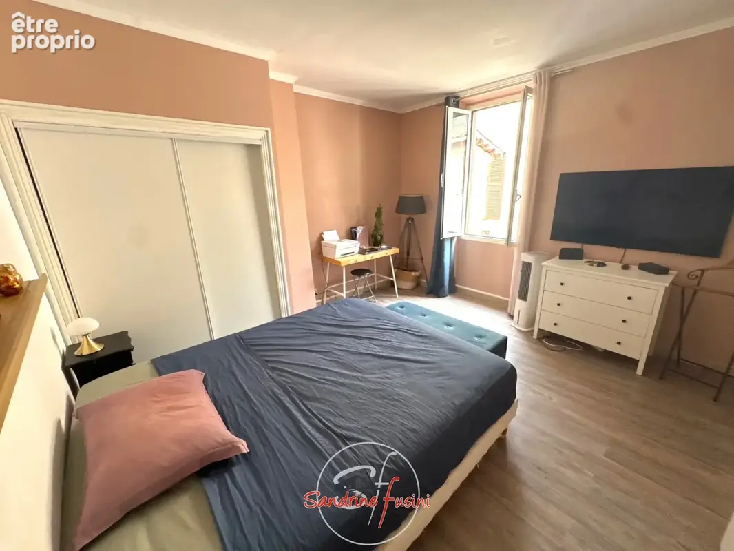 GATTIÈRES   Beau 3/4 pièces dans maison de village avec combles aménagées - photo 7