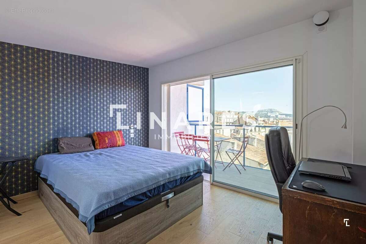 Appartement à MARSEILLE-6E