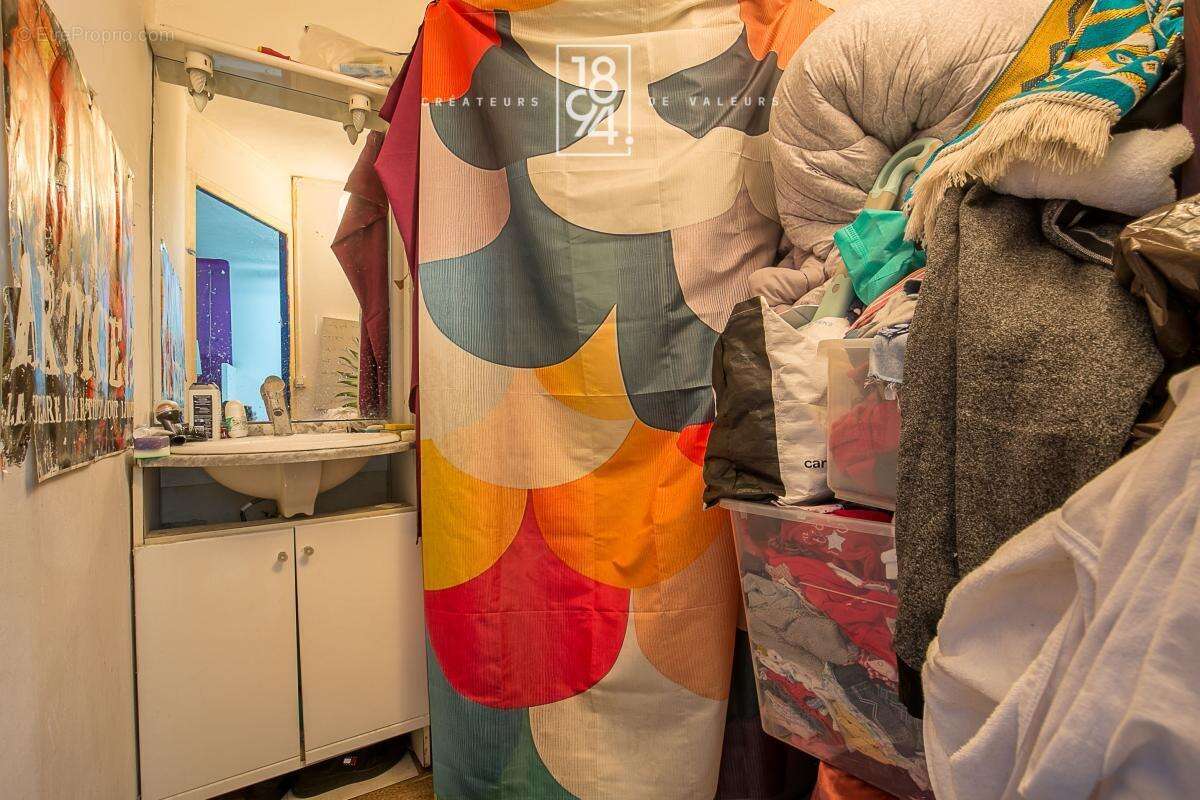 Commerce à MARSEILLE-1E