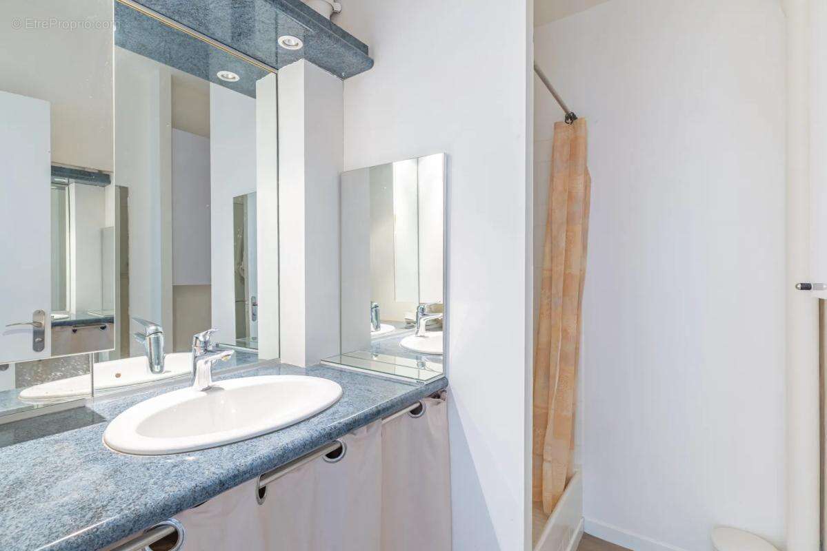 Appartement à BAGNEUX