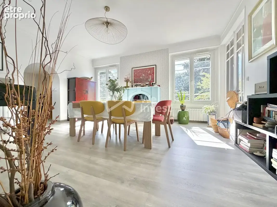 Maison 10 pièces 243 m² à vendre à Mozac (63200) - photo 7