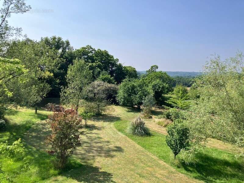 Charmante propriété de campagne avec piscine, dépendances et vue imprenable – Périgord Vert - photo 24