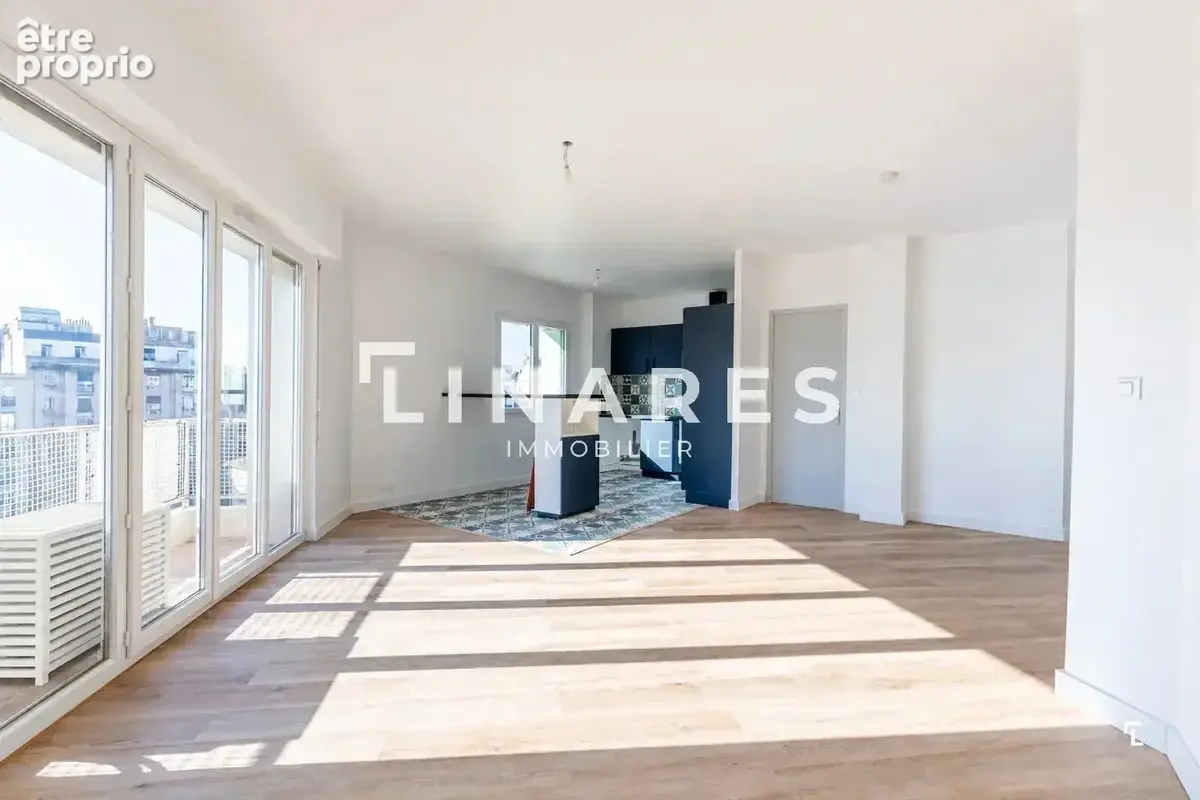 LE PANORAMIQUE - Appartement T2 de 59m2 - Balcon - 13004 LA BLANCARDE - photo 9
