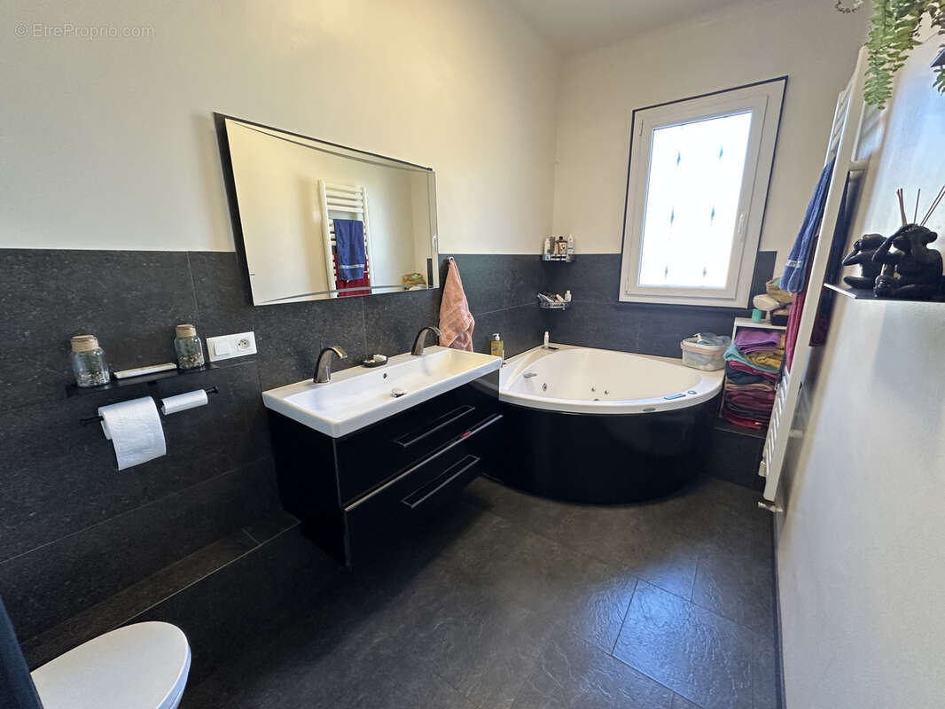 Maison à BELLERIVE-SUR-ALLIER