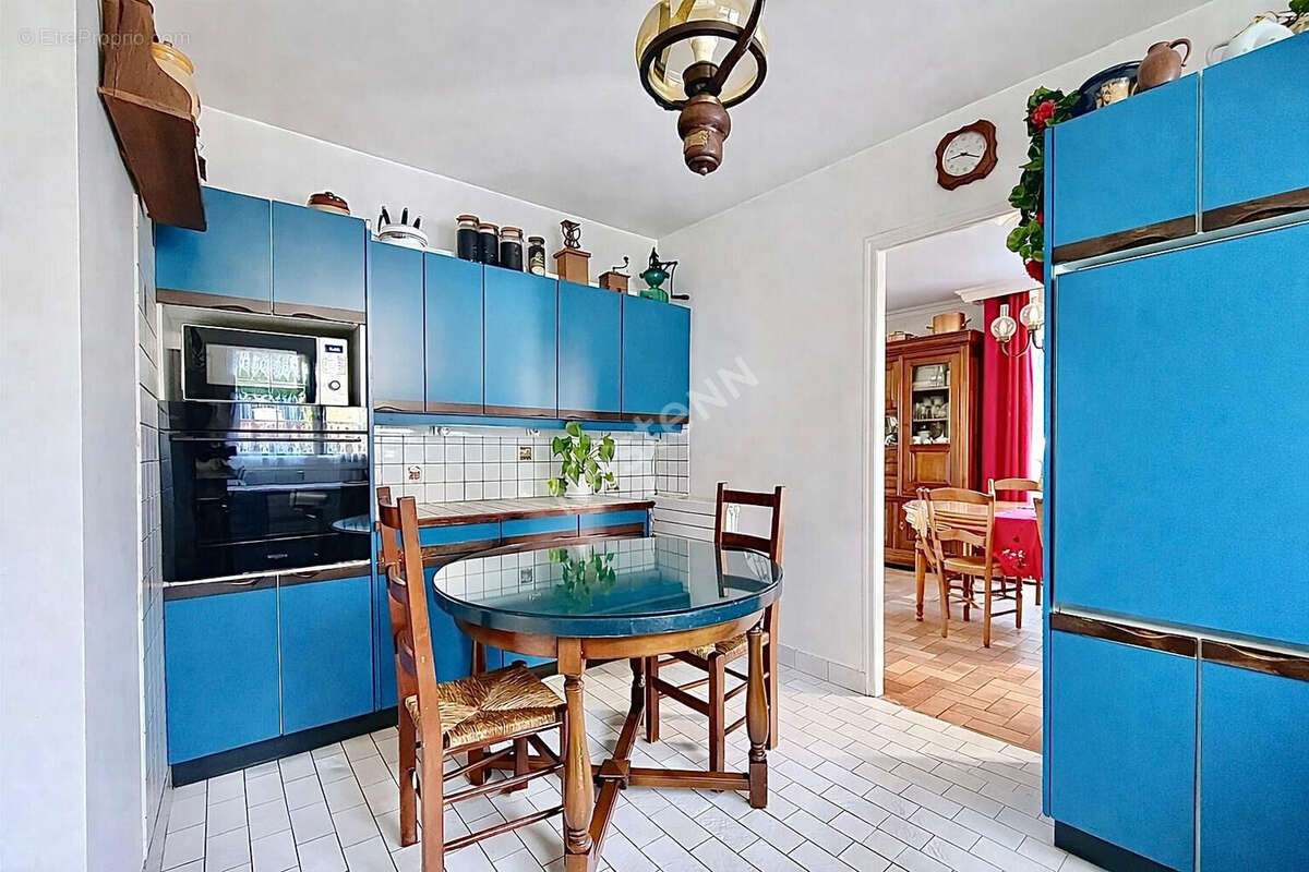 Maison à CHAUMONTEL