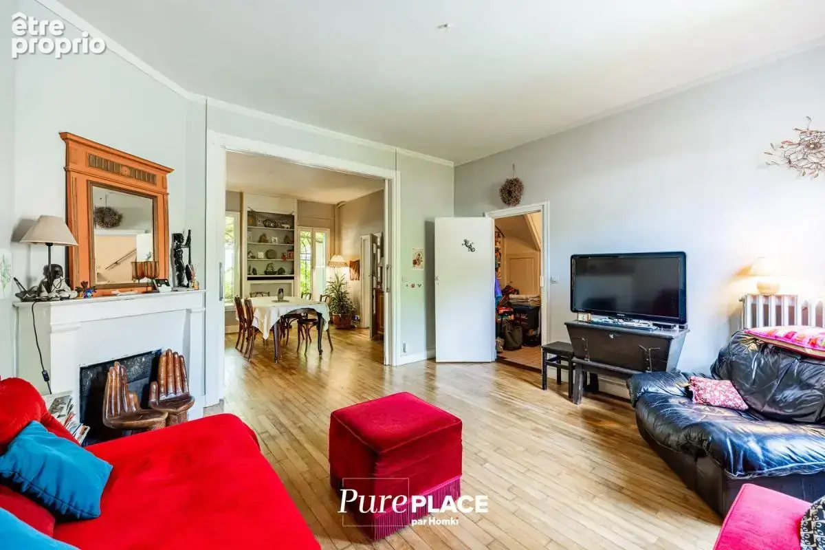 Magnifique maison familiale + dépendances, à Romainville - photo 5