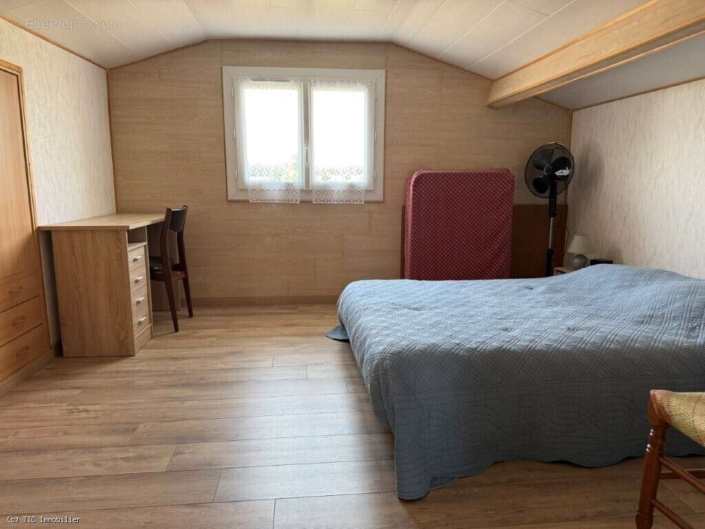 Maison à VILLEFAGNAN