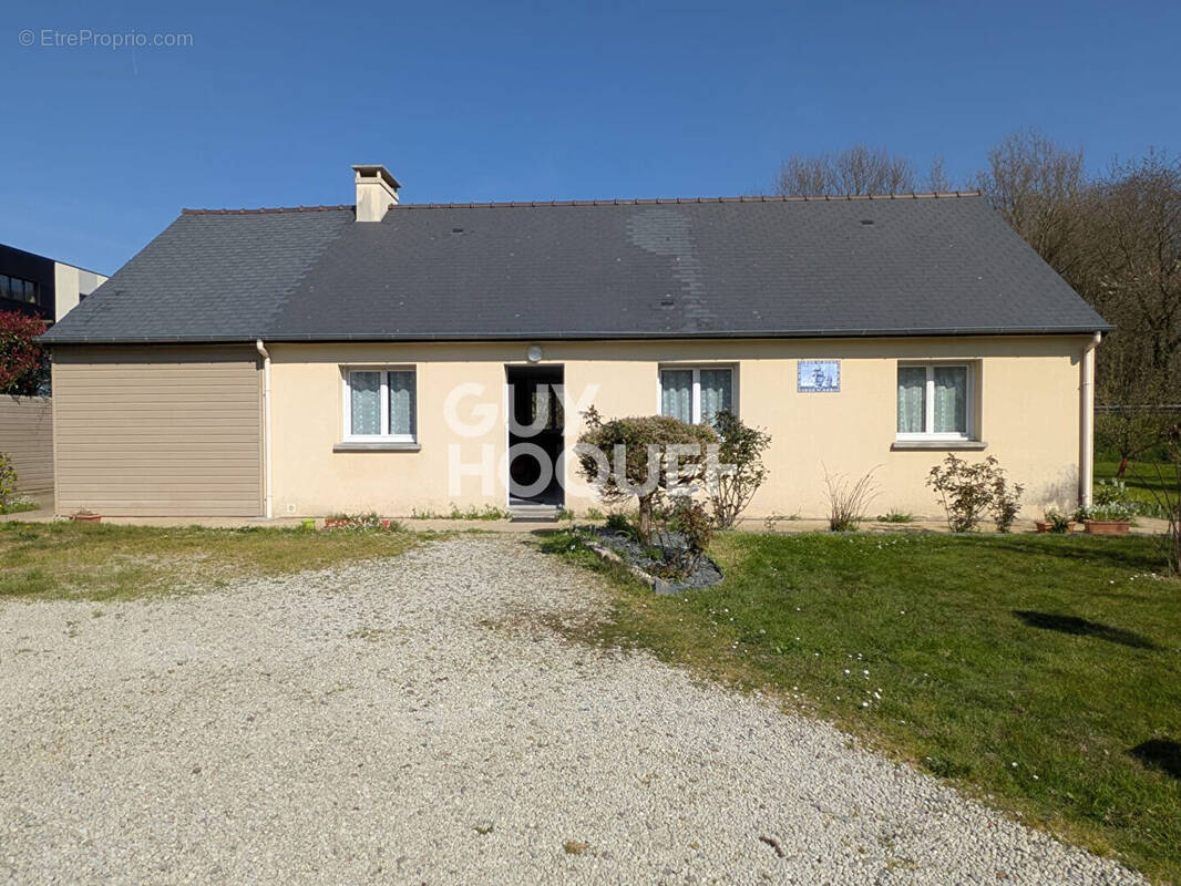 Maison à PLOUER-SUR-RANCE