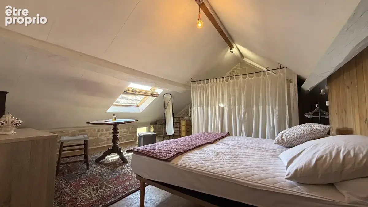 Maison avec activité de gîte   Dépendances et terrain clos - photo 9
