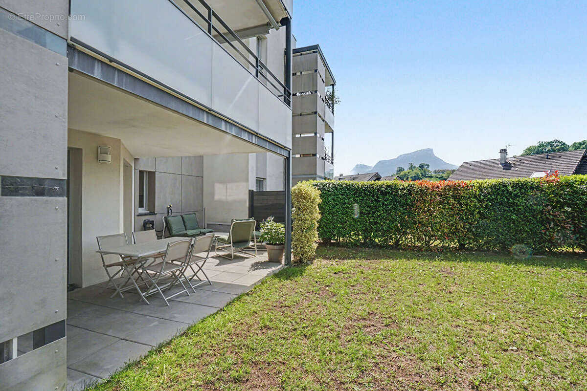 Appartement à SAINT-JEOIRE-PRIEURE