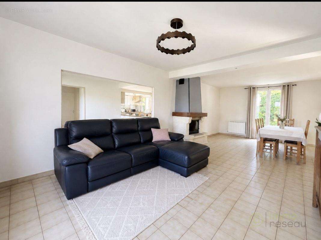 Maison 98 m² à Chaumont-En-Vexin  - photo 5