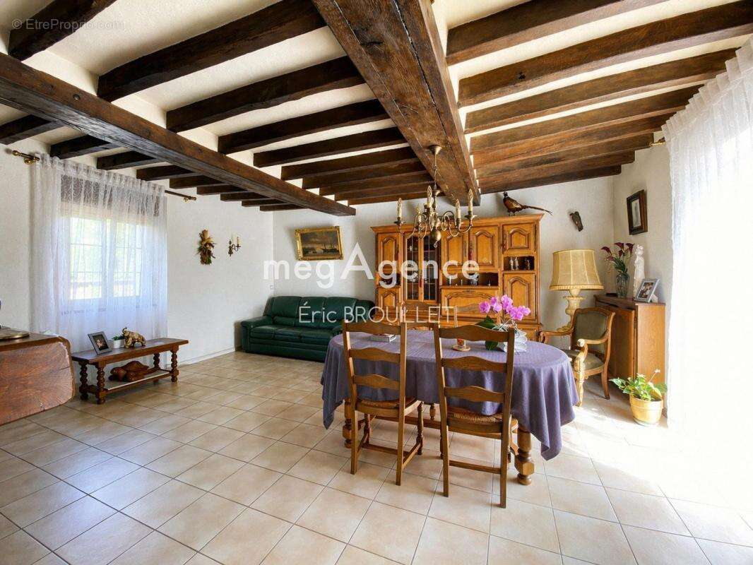 Maison avec dépendances et terrain jusqu’à 6 ha - photo 5