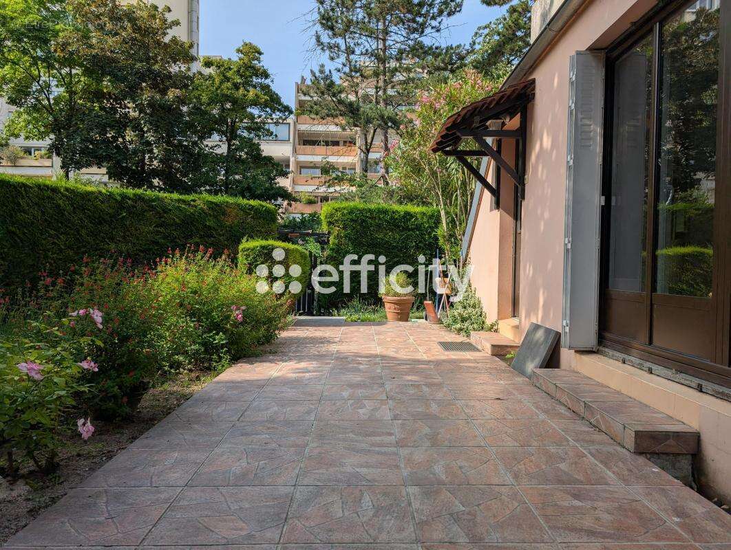 Appartement à EPINAY-SUR-SEINE