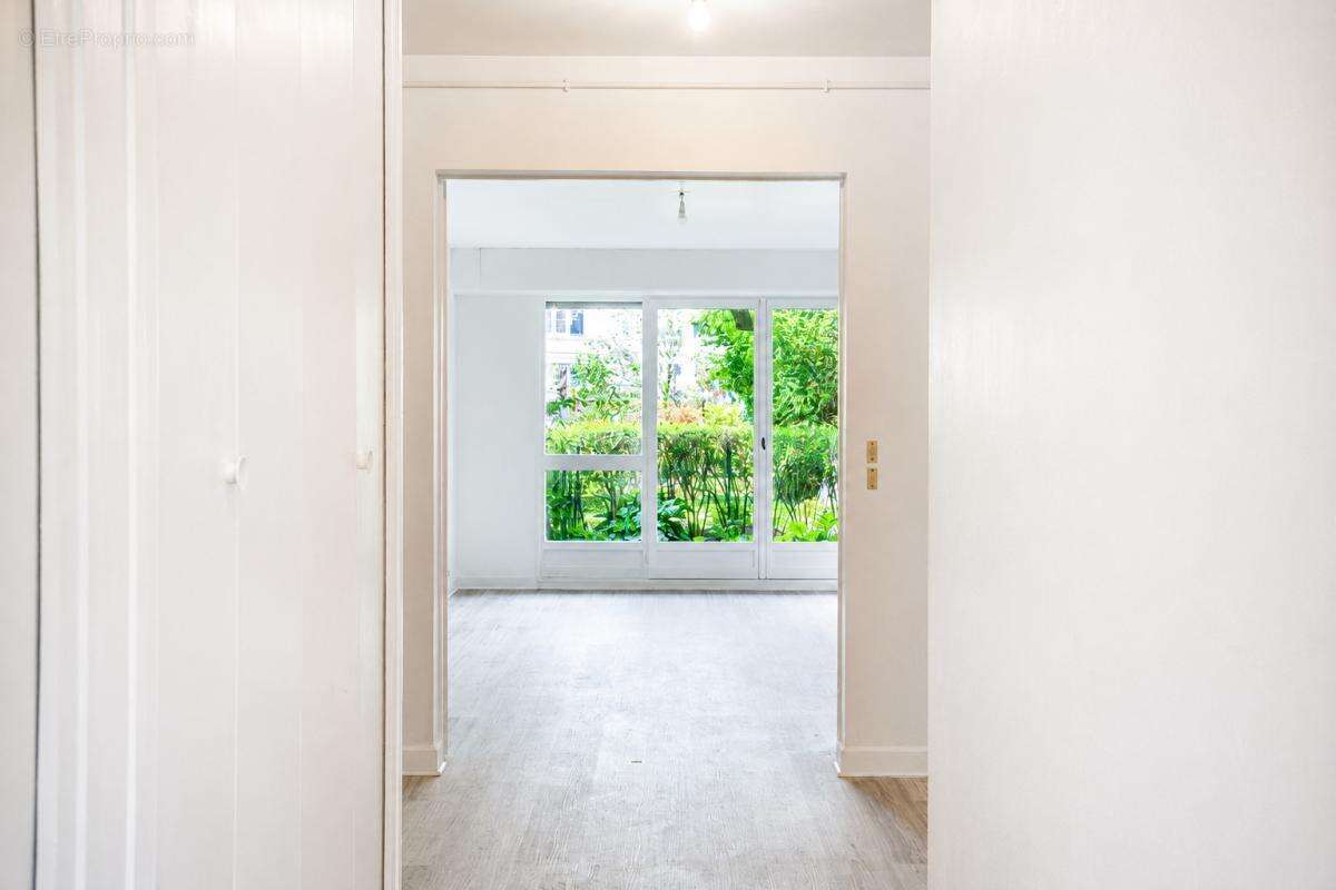 Appartement à NANTERRE